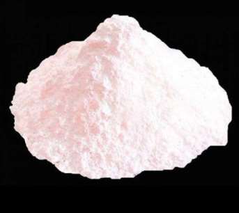 以植物綠葉與石灰石為原料制備石墨烯的方法